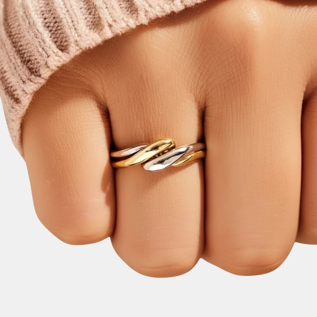 Noviqlo | Two Tone Wave Stacking Ring